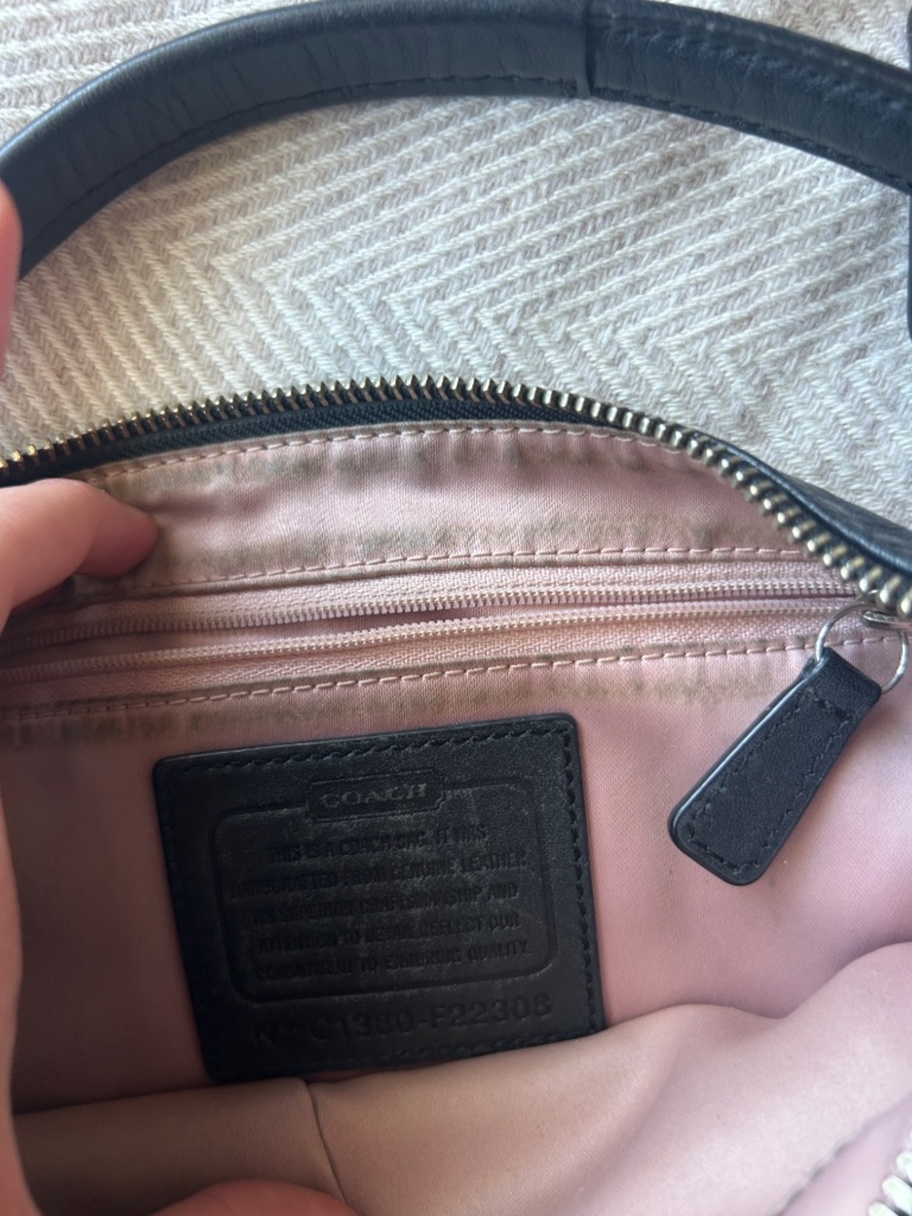 Two coach purses - Picture 5 of 6